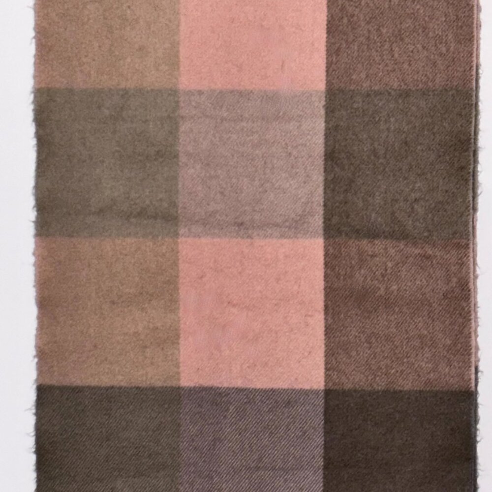 Scotland Cashmere Scarf Soft Pink Taupe Gray Plaid Fringed Ends NEW - Picture 3 of 5